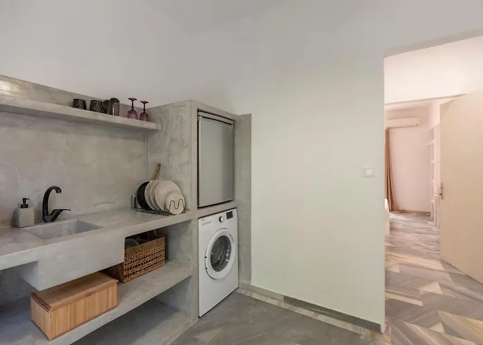 Artemida One * パロス島